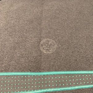 Yogitoes Manduka Yoga Towel for mat
